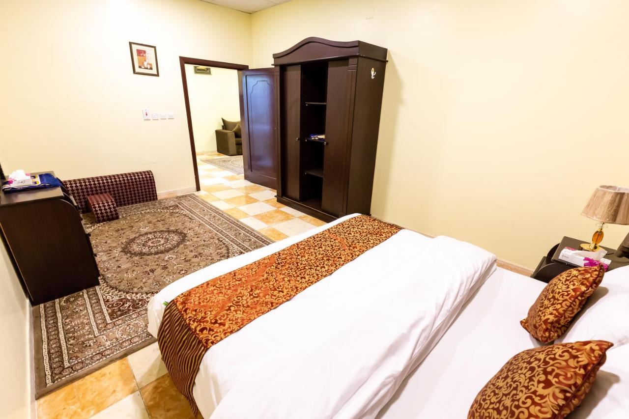 Al Eairy Furnished Apartments - Al Bahah 3 Exterior photo